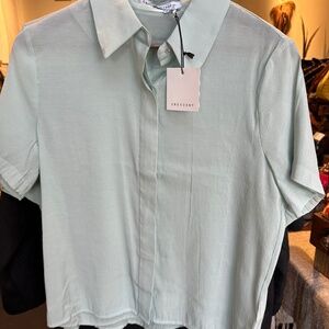 Collared bottom front blouse